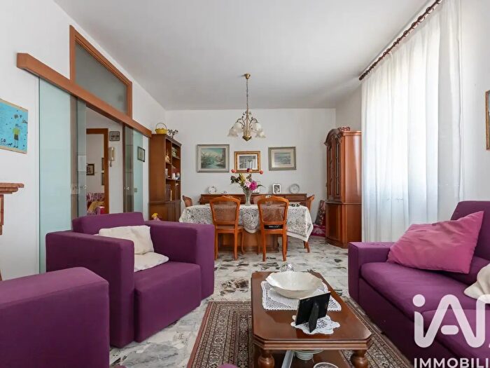 Appartamento con 5 locali in vendita in Via Castelletta, Monte San Giusto