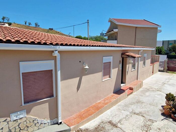 Casa trilocale in affitto in Strada Statale Orientale Sicula, Tremestieri Pistunina, Messina