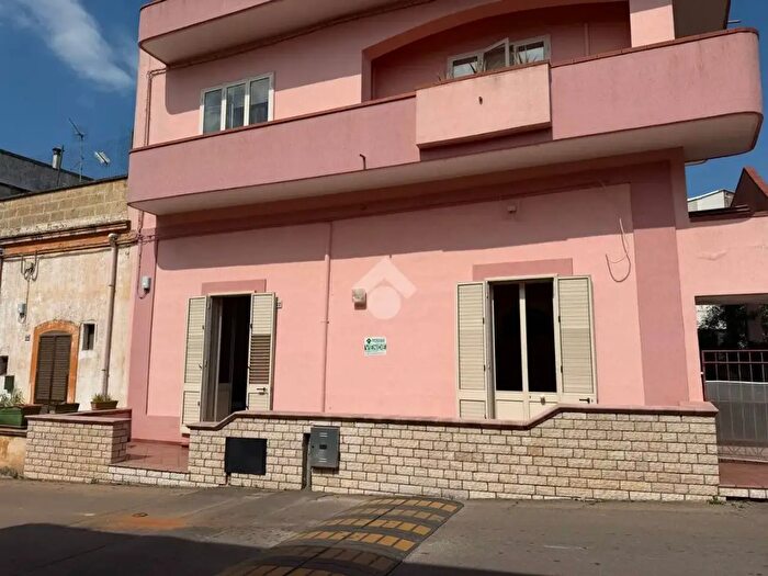 Appartamento quadrilocale in vendita in Viale Gallipoli, Sannicola