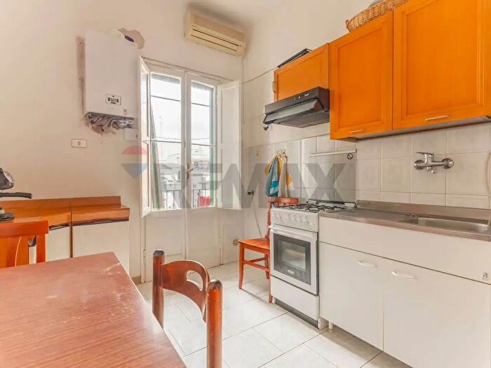 Appartamento trilocale in vendita in Via Francesco Lattanzio, Bari