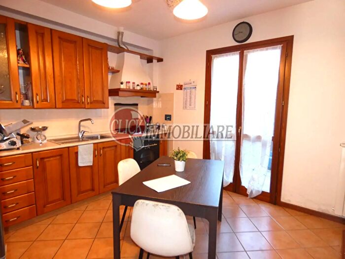 Casa quadrilocale in vendita in Borgo San Lorenzo