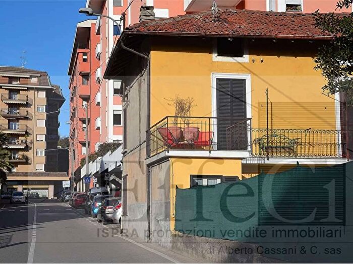 Case in Vendita e in Affitto - 2