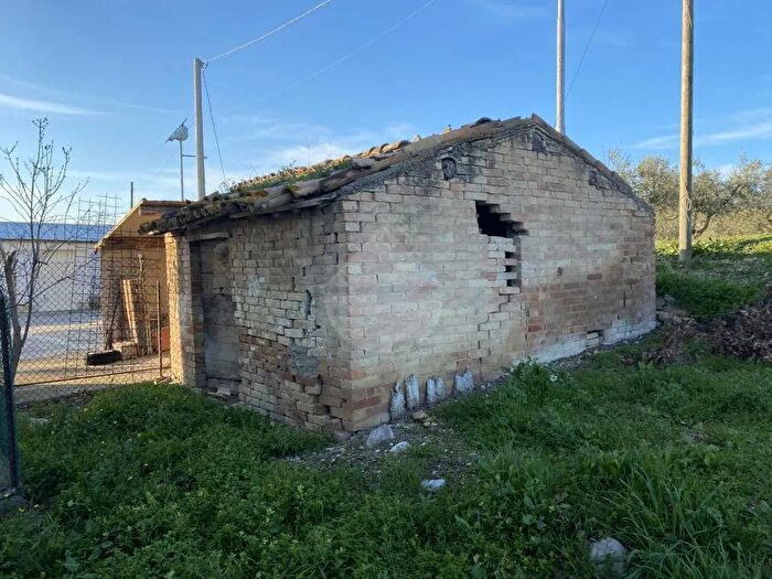 Casa quadrilocale in vendita in Rustico, Lanciano