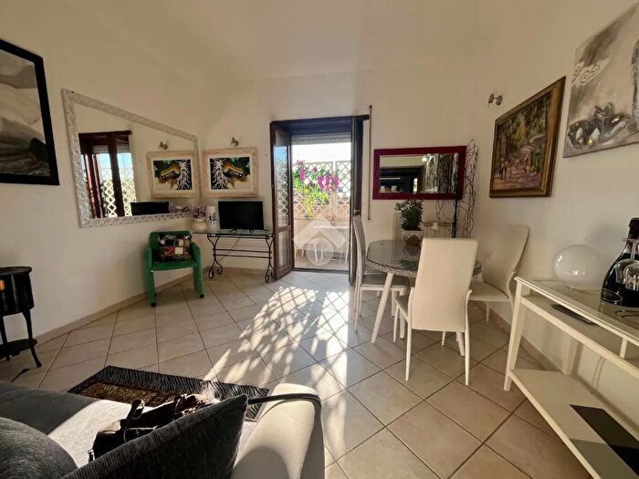 Appartamento bilocale in vendita in Via Vincenzo Filippone, Roma