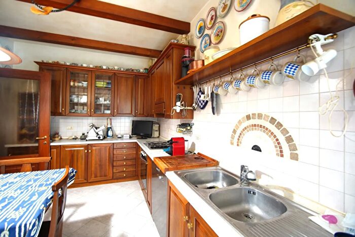 Appartamento con 6 locali in vendita in Viale San Marco, Venezia