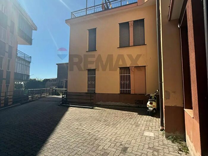 Appartamento bilocale in vendita in Via Rocca di Legino, Savona