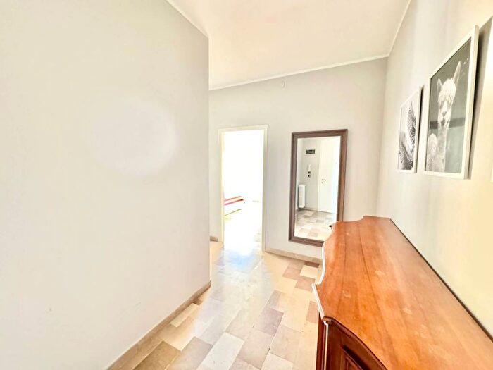 Appartamento quadrilocale in affitto in Via Livorno, Sacra Famiglia Basso Isonzo, Padova