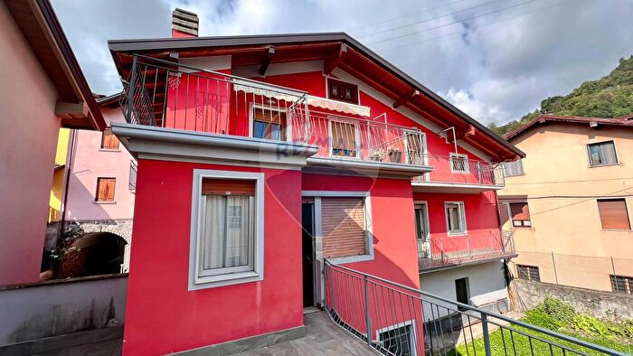 Appartamento quadrilocale in vendita in Malegno