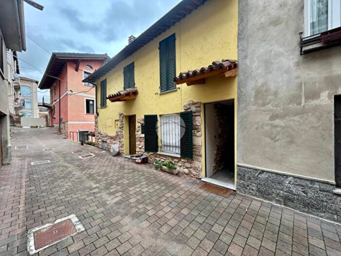 Appartamento trilocale in affitto in Via Cesare Battisti, Centro, Moncalvo