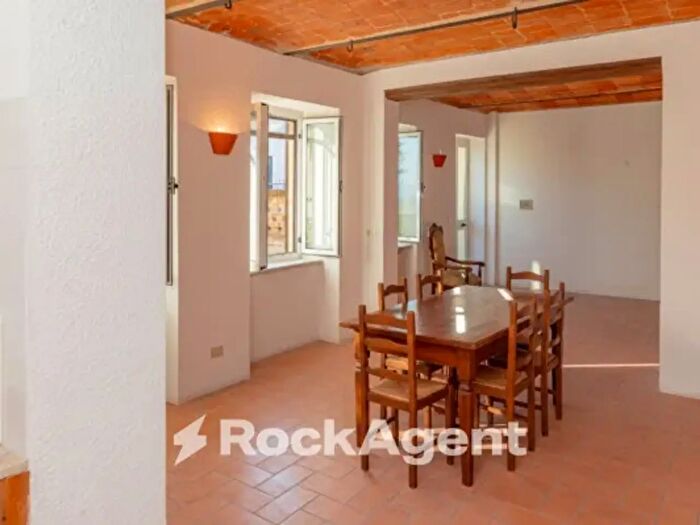 Casa trilocale in vendita in Via Circonvallazione, Castiglione Tinella