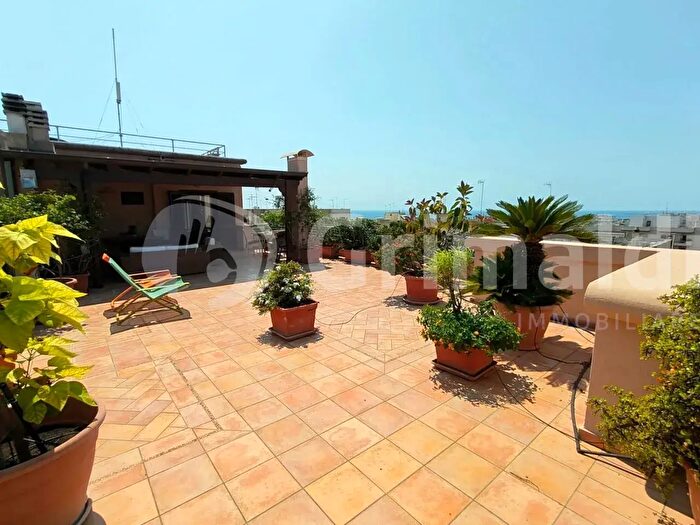 Appartamento con 6 locali in vendita in Via Goldoni, Gallipoli