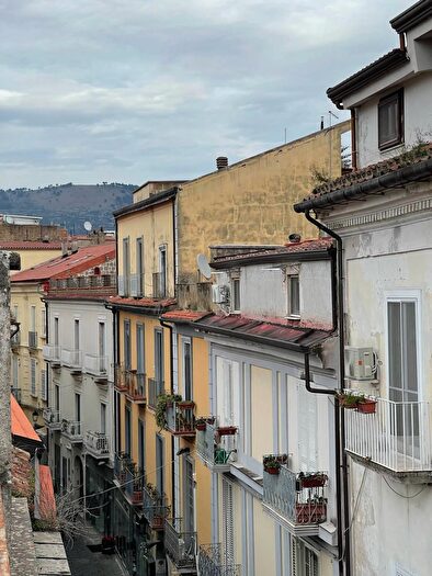 Appartamento trilocale in vendita in Via San Giovanni, Caserta