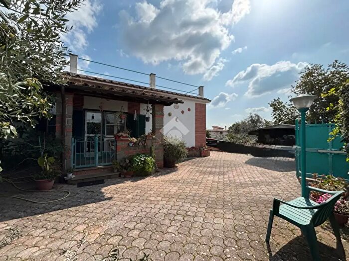 Casa con 5 locali in vendita in Via Colle Cavalieri, Lanuvio