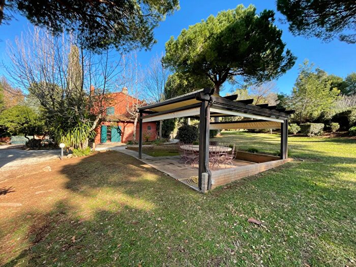 Casa con 10 locali in vendita in Via Aurelia Sud, San Vincenzo
