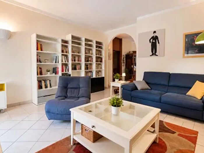 Appartamento trilocale in vendita in Via Giuseppe Garibaldi, Vimercate