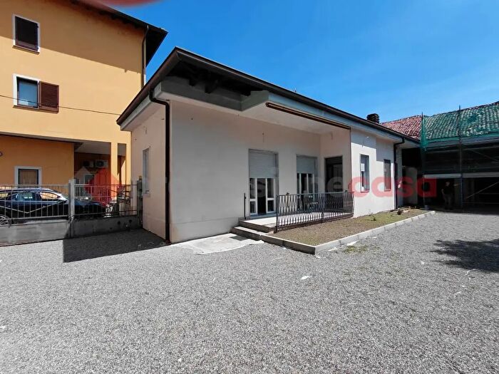 Case in Vendita e in Affitto - 2