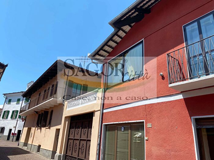 Casa con 6 locali in vendita in Via Repubblica, San Secondo Di Pinerolo