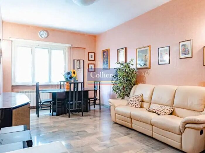 Appartamento quadrilocale in vendita in Via dei Papareschi, Roma