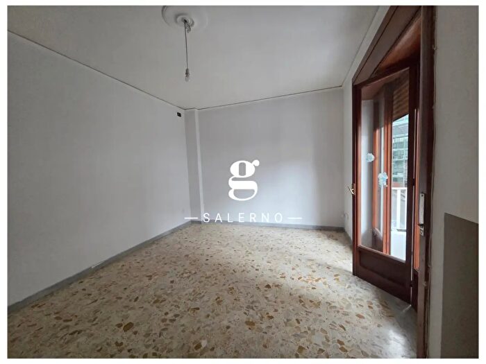 Appartamento quadrilocale in affitto in Via Andrea Alfano Bolino, Salerno