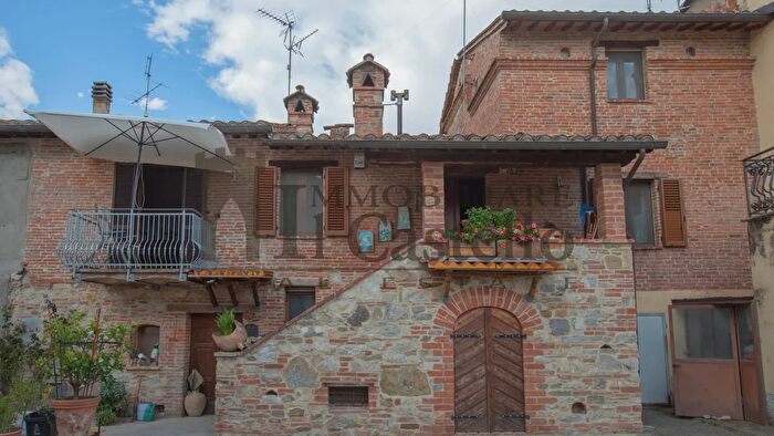 Casa trilocale in vendita in Panicarola, Castiglione Del Lago