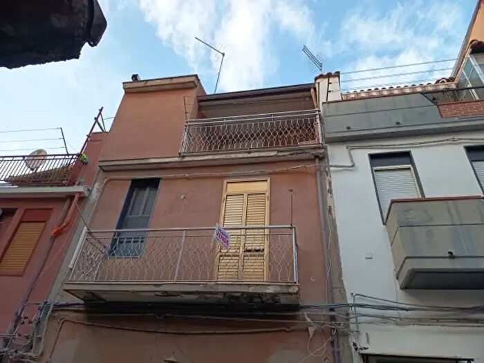 Casa trilocale in vendita in Via Ciricò, Lentini
