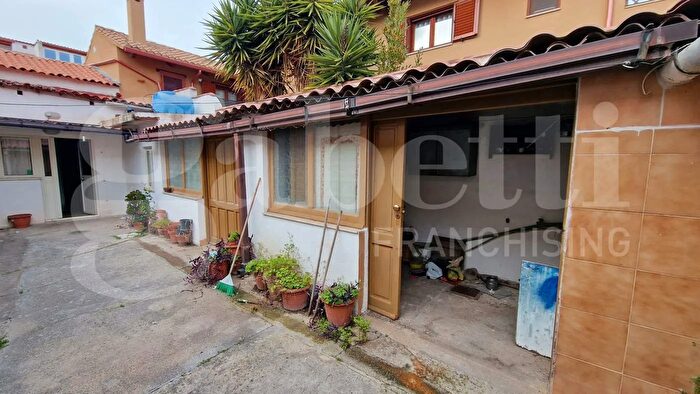 Casa trilocale in vendita in Monserrato