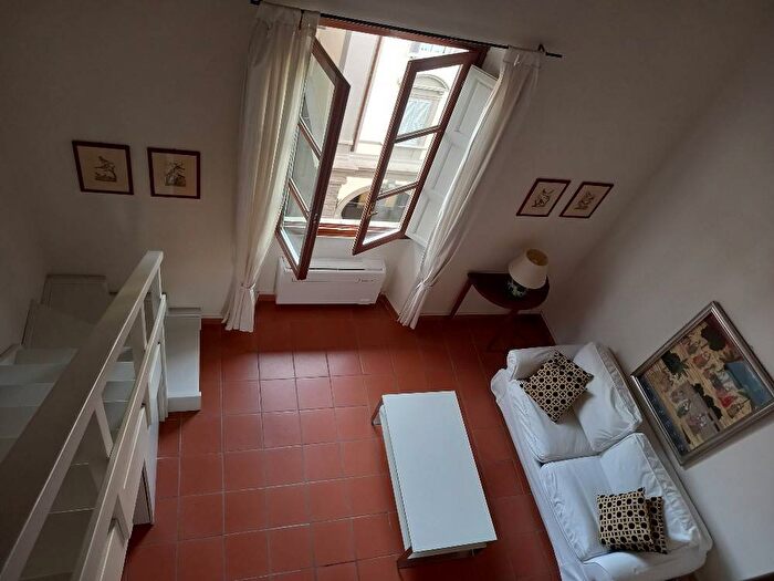 Appartamento trilocale in affitto in Via Pellicceria, Piazza della Repubblica, Firenze