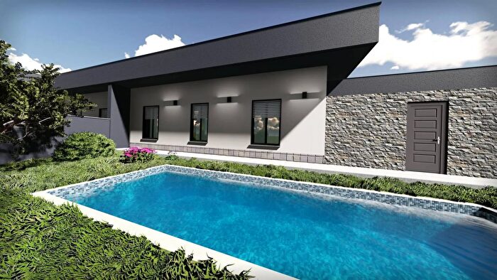 Casa con 5 locali in vendita in Via Grazia Deledda Ceranova, Ceranova