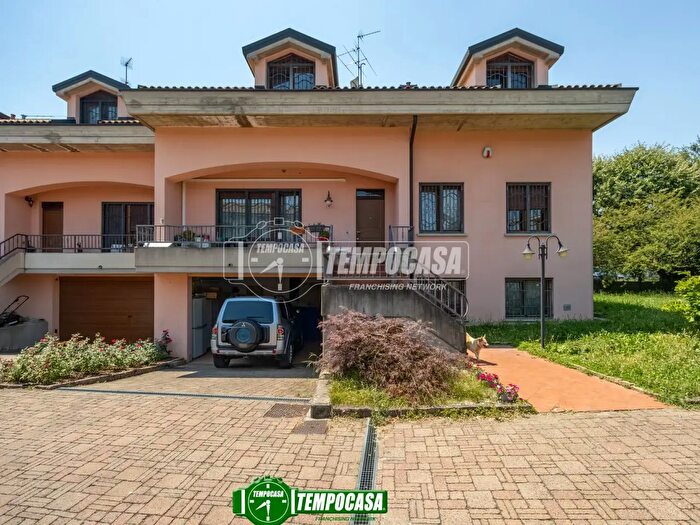 Casa con 5 locali in vendita in Via Carlo Porta, Cambiago