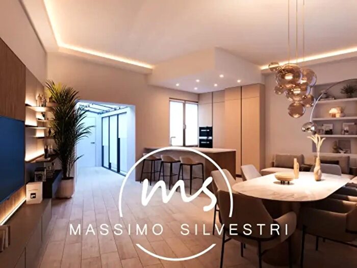 Appartamento trilocale in vendita in Via Dante, Milano