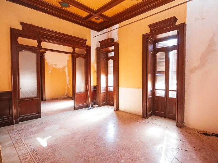 Appartamento con 10 locali in vendita in Via Riviera Dionisio Il Grande, Siracusa