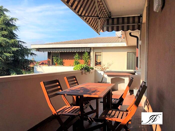 Appartamento con 5 locali in affitto in Viale Francesco Crispi, Santa Bertilla Mercato Nuovo, Vicenza