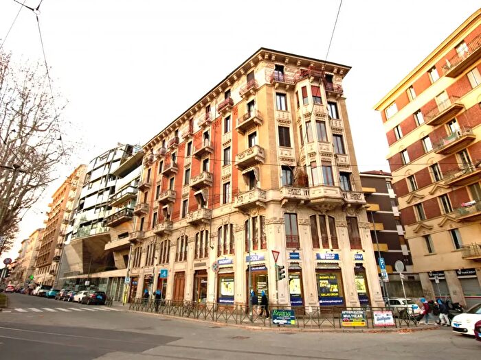 Appartamento bilocale in vendita in Corso Regina Margherita, Torino