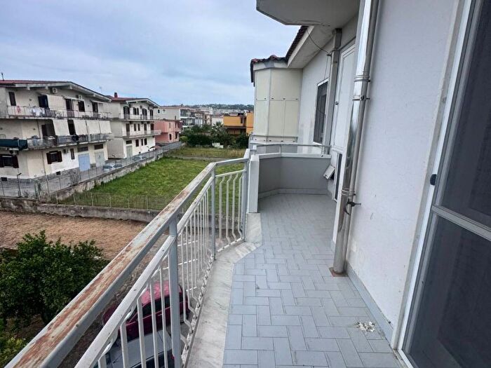Appartamento quadrilocale in affitto in Via Eduardo De Filippo, Calvizzano