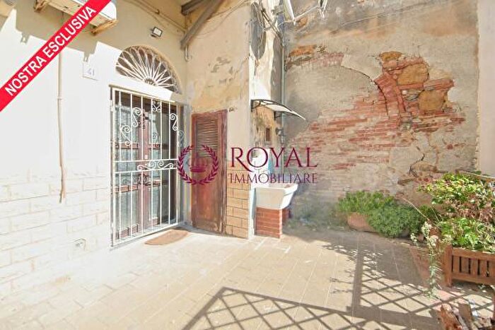 Appartamento trilocale in vendita in Via del Testaio, Livorno