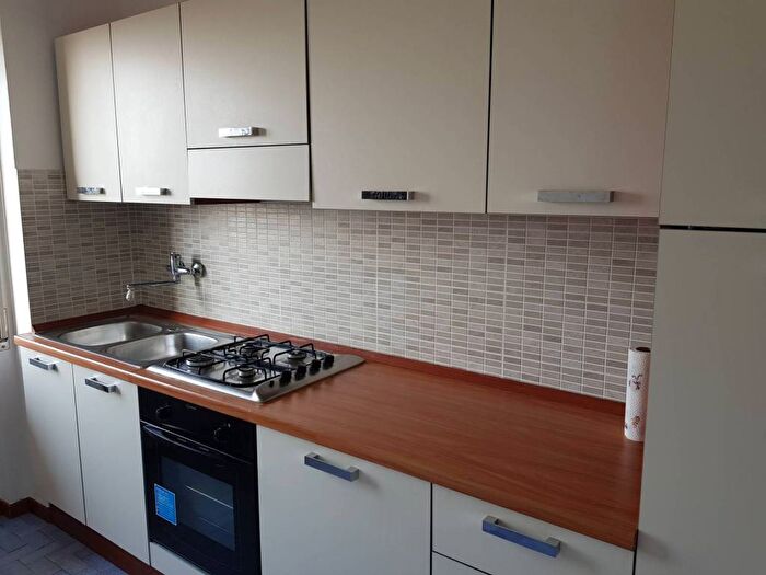 Appartamento trilocale in affitto in Viale Duca degli Abruzzi, Villaggio Ferrari Duca degli Abruzzi, Brescia