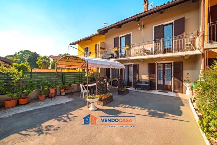 Casa quadrilocale in vendita in Via Roma, Monasterolo Di Savigliano