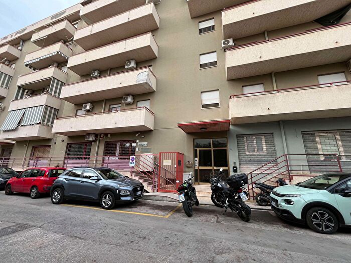 Appartamento quadrilocale in vendita in Via Emilio Murdolo, Bagheria