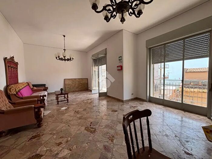 Appartamento quadrilocale in vendita in Via Gioeni, Agrigento