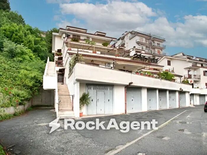 Appartamento trilocale in vendita in Via Sperandio Tullio, Guidonia Montecelio