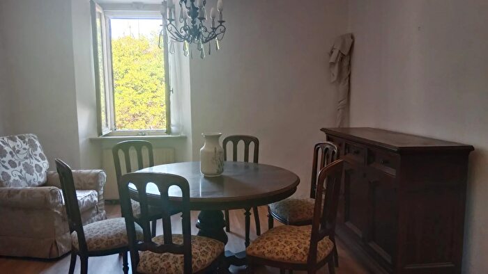 Appartamento con 5 locali in vendita in Via Strada Nuova, Ziano Piacentino