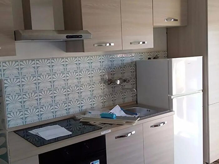 Appartamento con 5 locali in affitto in Pisa