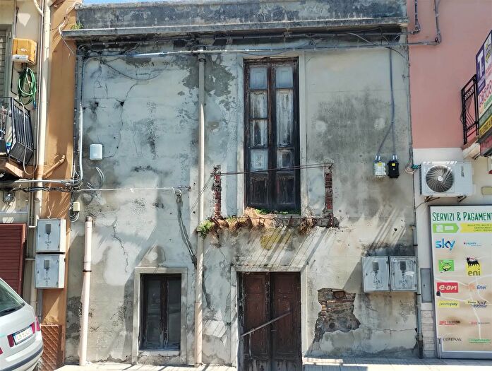 Casa quadrilocale in vendita in Ss Settentrionale Sicula, Spadafora