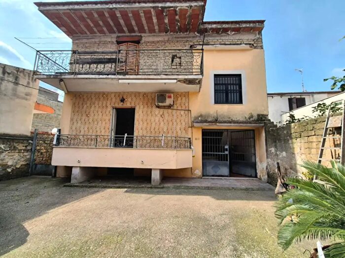 Casa trilocale in vendita in Caivano