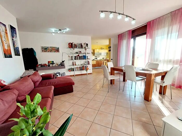 Appartamento trilocale in vendita in Bassano Del Grappa