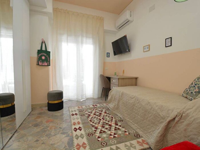 Appartamento con 6 locali in affitto in via industriale, La Farina Stazione, Messina