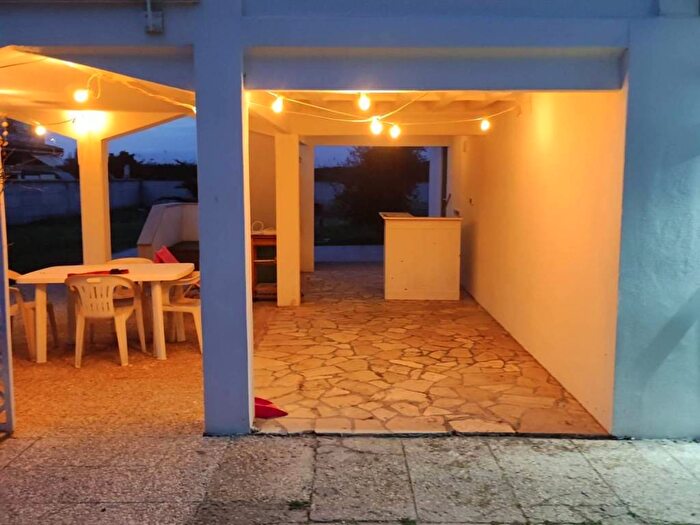 Casa trilocale in affitto in Via Niccolò Paganini, Focene, Fiumicino