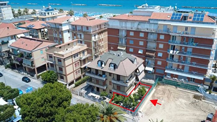 Appartamento trilocale in vendita in Via dei Mille a, San Benedetto Del Tronto