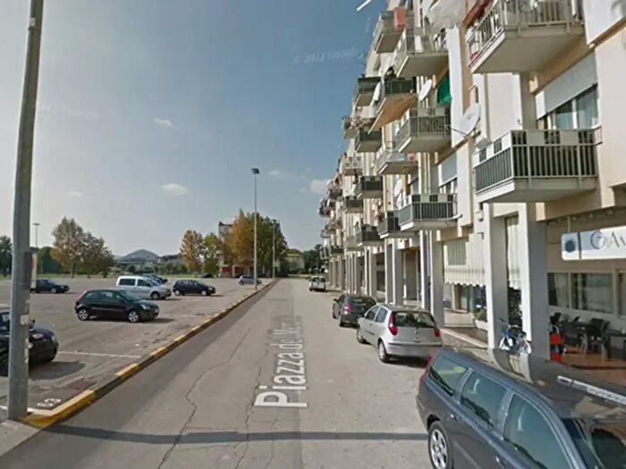 Appartamento bilocale in vendita in Piazza del Mercato, Abano Terme