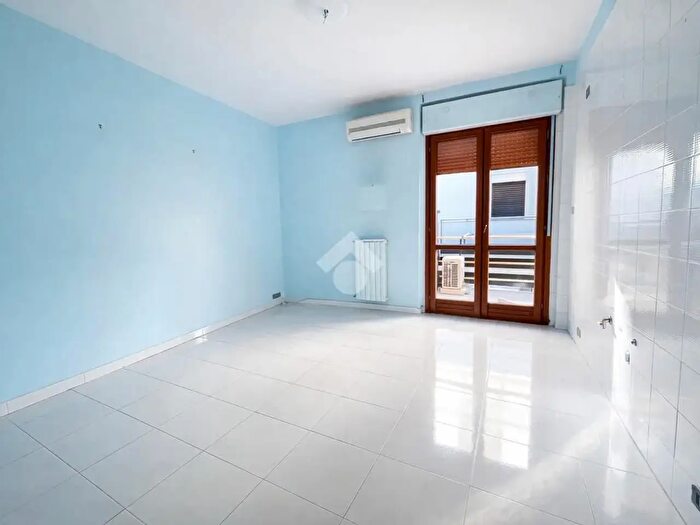 Appartamento trilocale in vendita in Via Polare, Foggia